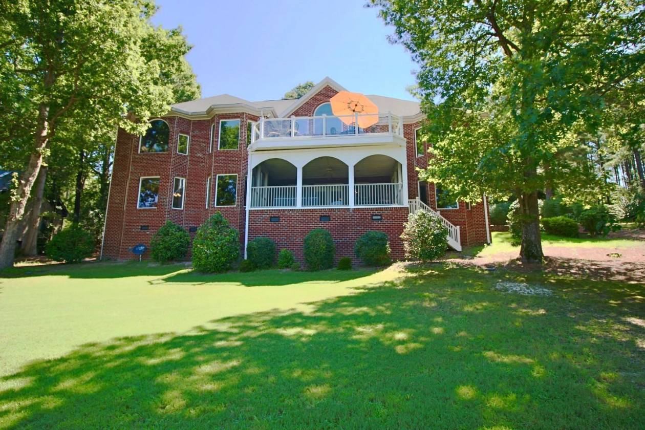 Waterfront property Vass, Moore County, North Carolina