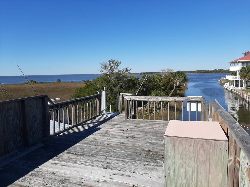 JUST LISTED WATERFRONT PROPERTY!! Horseshoe Beach, Dixie County