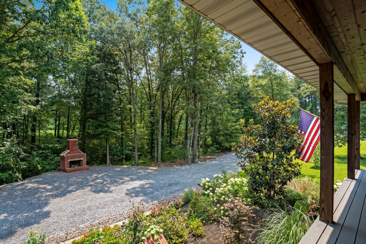 Beautiful Home in Western Shores Kentucky Lake Neighborhood Murray, Calloway County, Kentucky