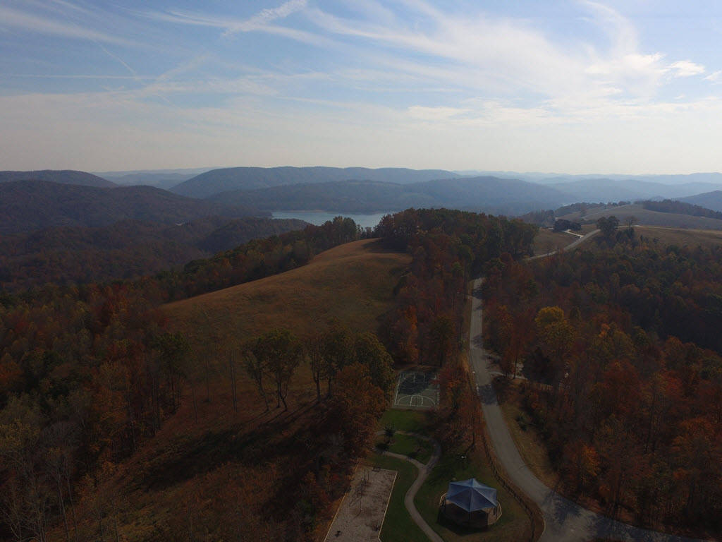 Building Lot in Exclusive Rock Harbor New Tazewell, Claiborne County