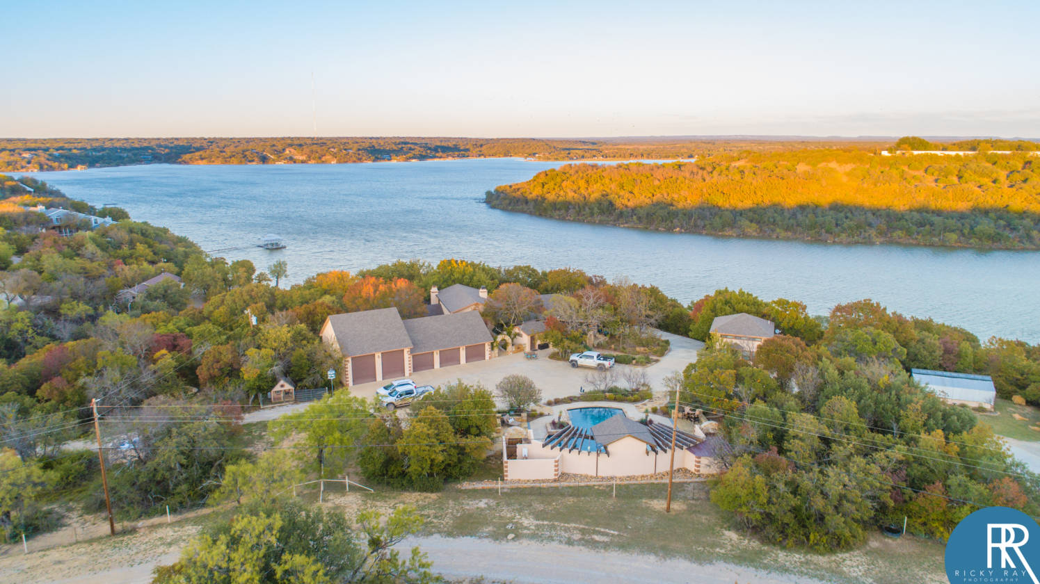 50 +/ Ac with 2 homes on beautiful Lake Brownwood... Brownwood