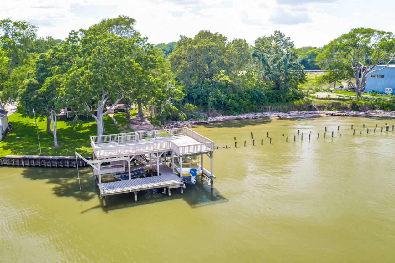 waterfront home Point Blank, San Jacinto County, Texas