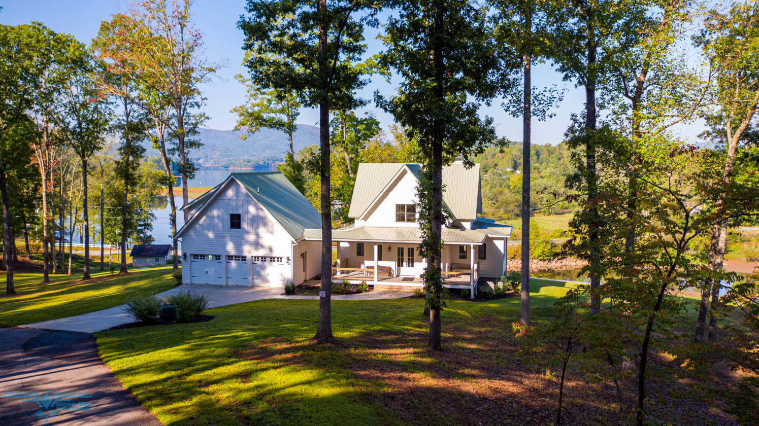 QUALITY CUSTOM NEW HOME with amazing views of Lake Chatuge Hiawassee