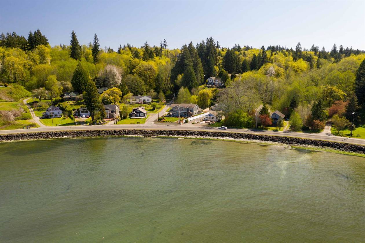New Offering Port Orchard Waterfront With Sweeping Views Port