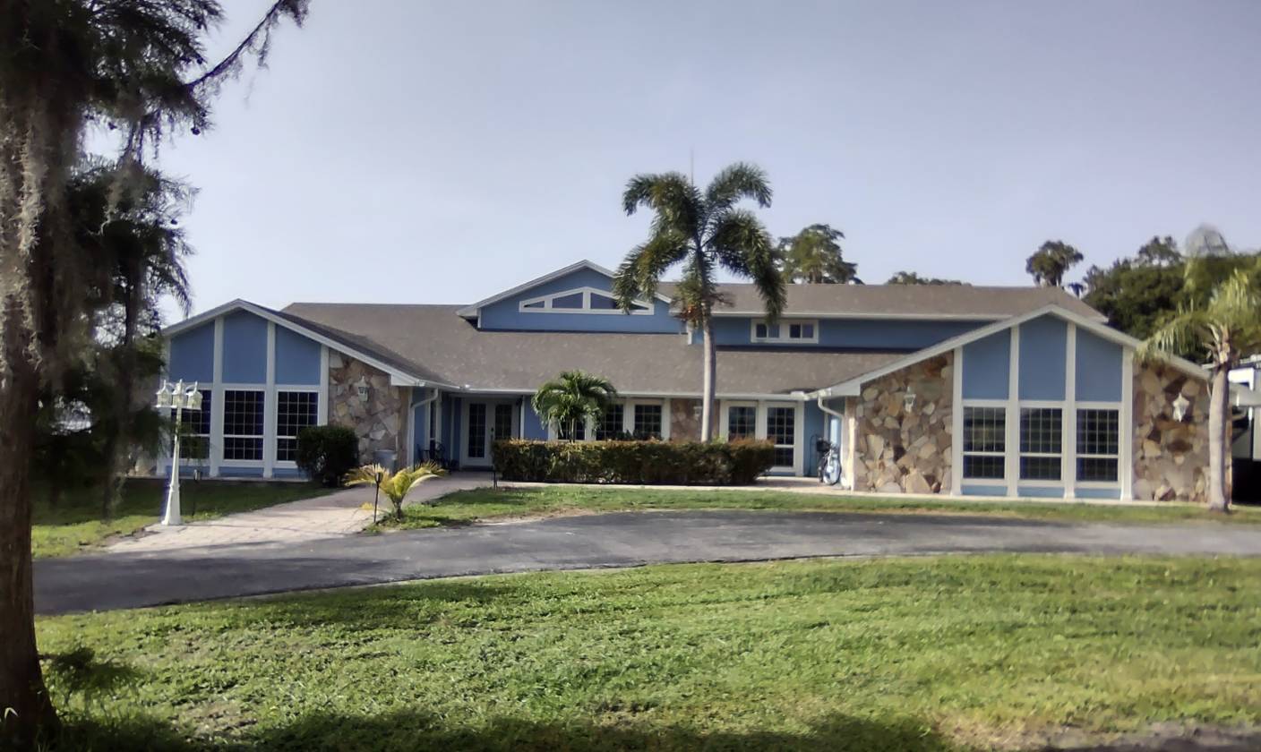 LUXURY LAKEFRONT EQUINE ESTATE St. Cloud, Osceola County, Florida