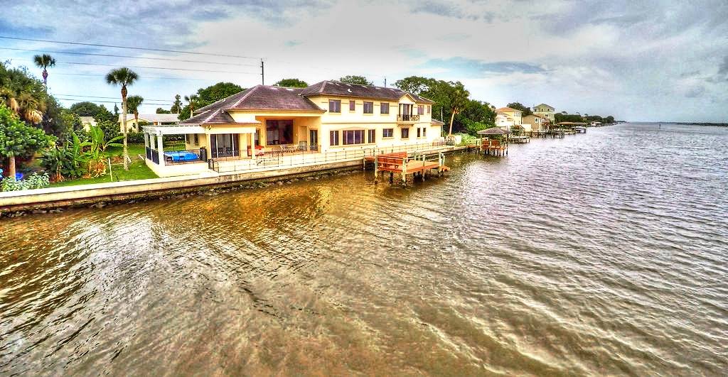 Halifax River in Historic Ormond Beach FLorida Ormond Beach, Volusia