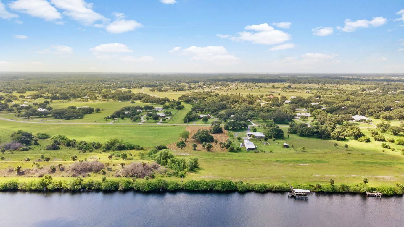 Riverfront Acreage LaBelle, Glades County, Florida