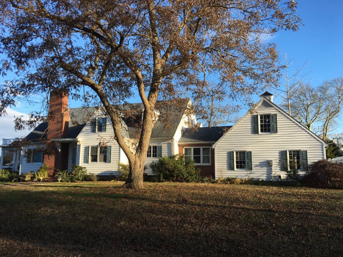 Onancock InTown Waterfront on Generous Lot Onancock, County