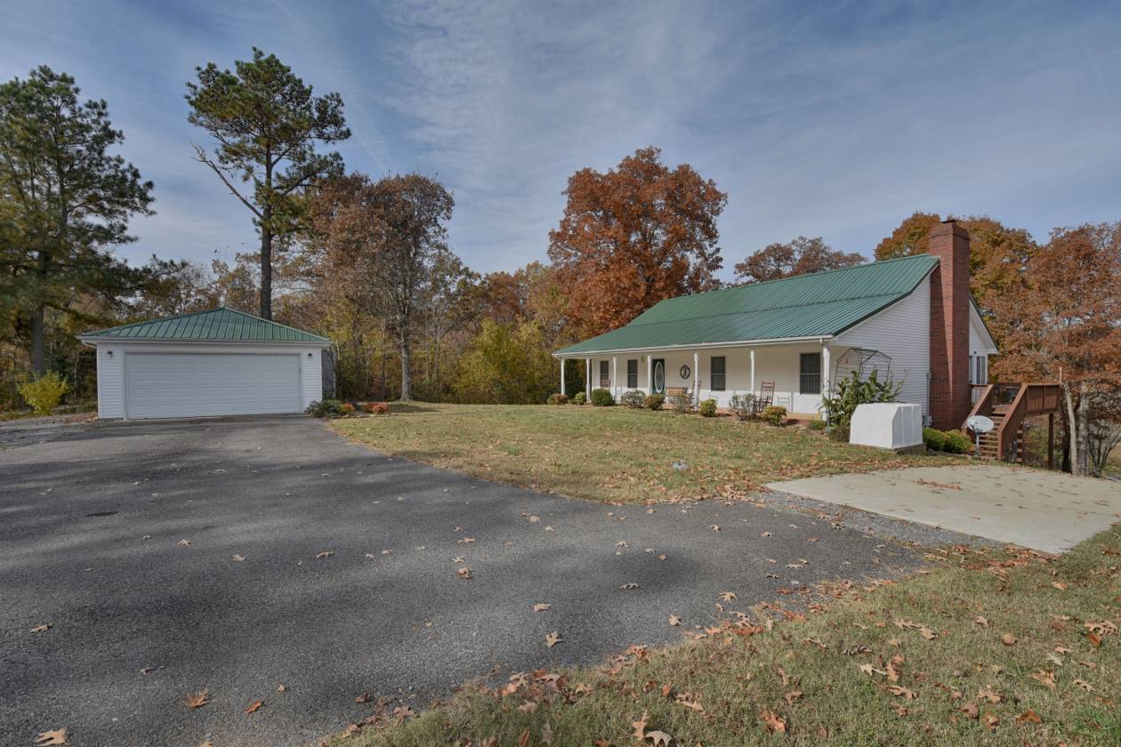 Charming Kentucky Lake Waterfront Home Murray, Calloway County