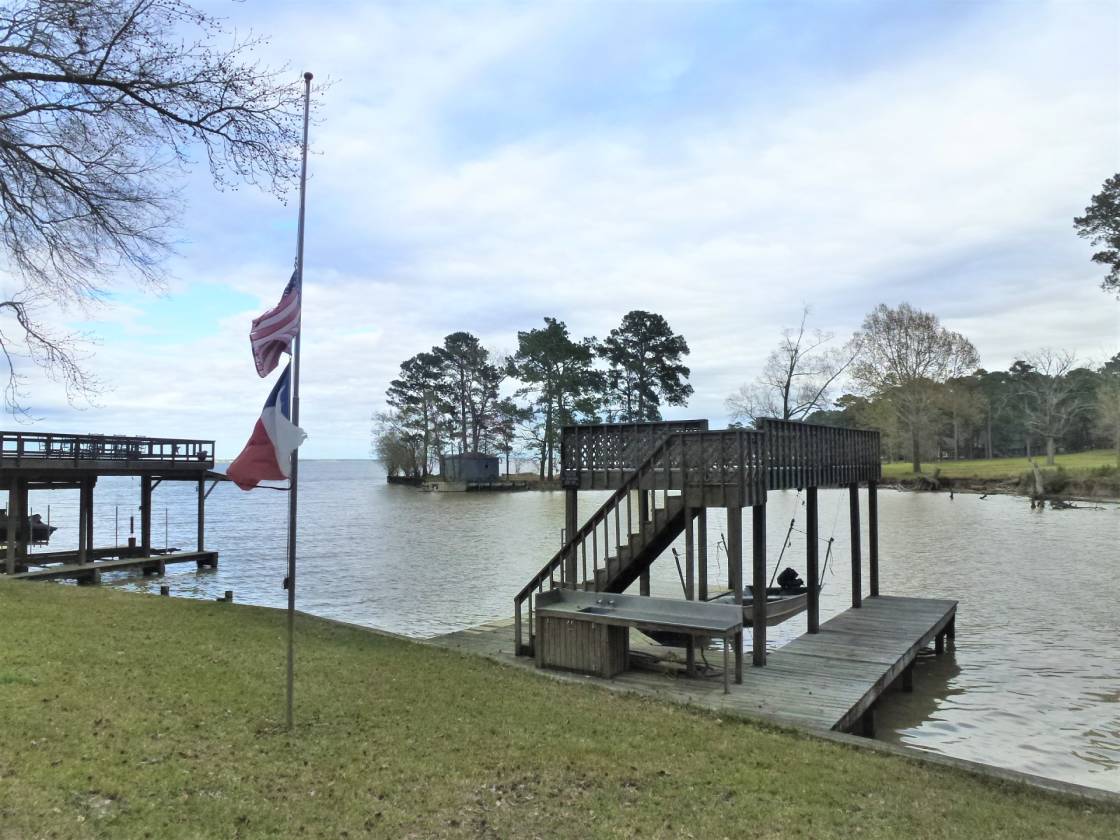 Cabin On Lake Livingston Coldspring San Jacinto County Texas