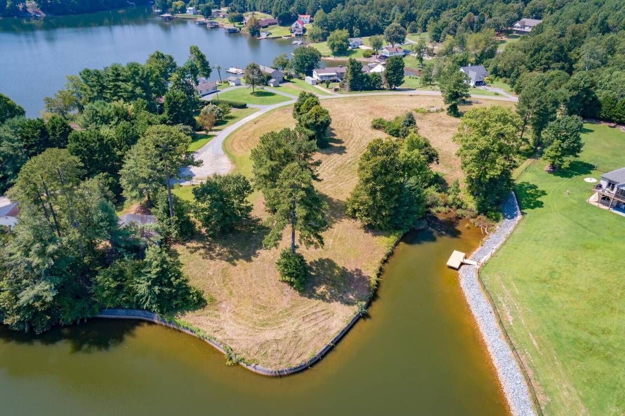 Big views year round Lake Hickory Views Hickory, Caldwell County