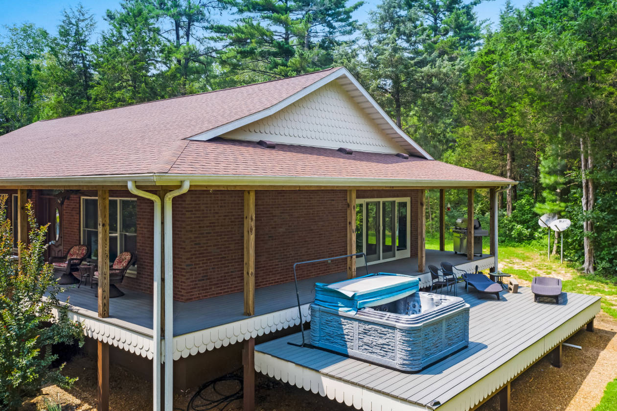 Beautiful Home in Western Shores Kentucky Lake Neighborhood Murray