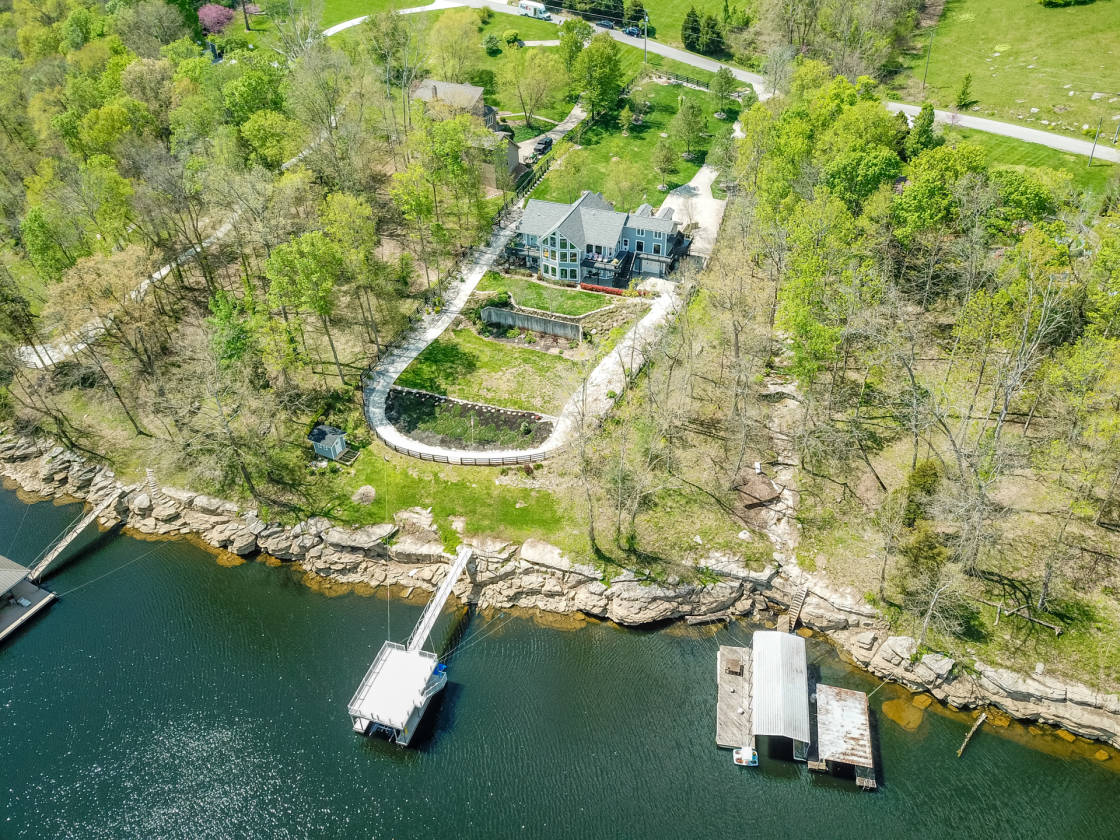 Best of Both Worlds Herrington Lakefront and Peninsula Golf