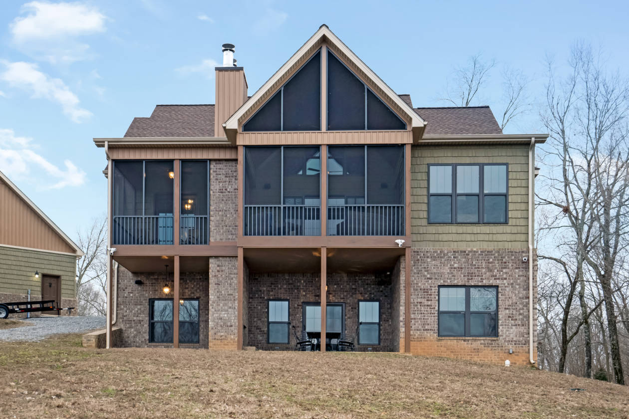 Stunning Waterfront Lake Barkley Home w/ 26.84 Acres Cadiz, Trigg