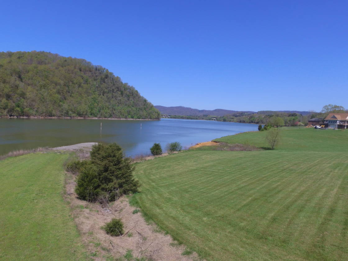 Level Cherokee Lake Front Lot Rogersville, Hawkins County, Tennessee