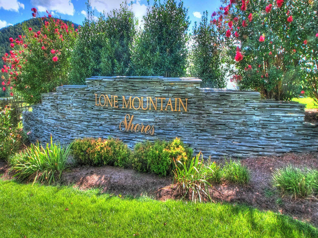 1.94 Acre Lot in Lone Mountain Shores New Tazewell, Claiborne County