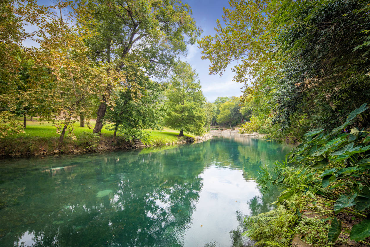 On the Crystal Clear Comal River * New Braunfels | New Braunfels, Comal