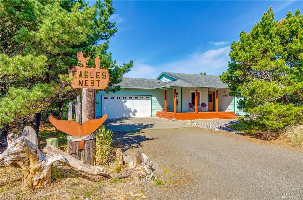 WATERFRONT PARADISE! Ocean Park, Pacific County, Washington USA