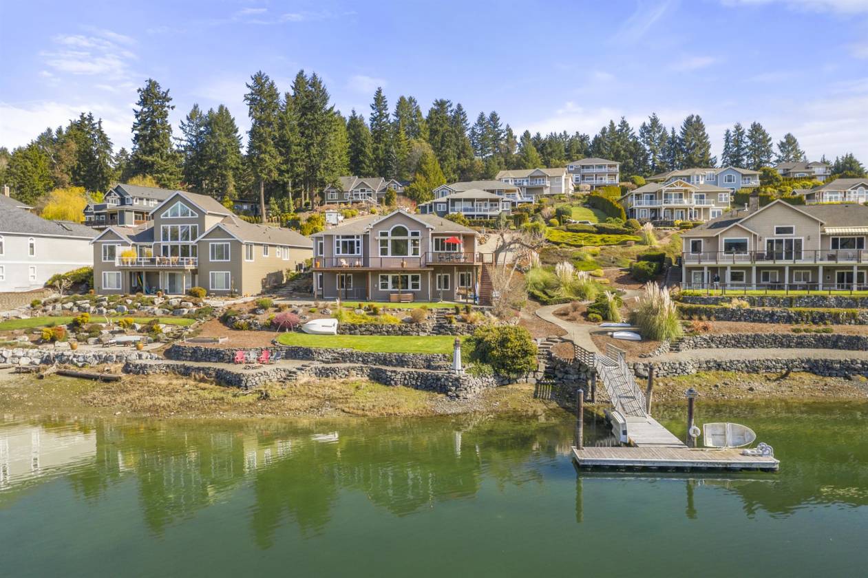 Puget Sound Waterfront Home On Gig Harbor's Wollochet Bay Gig Harbor