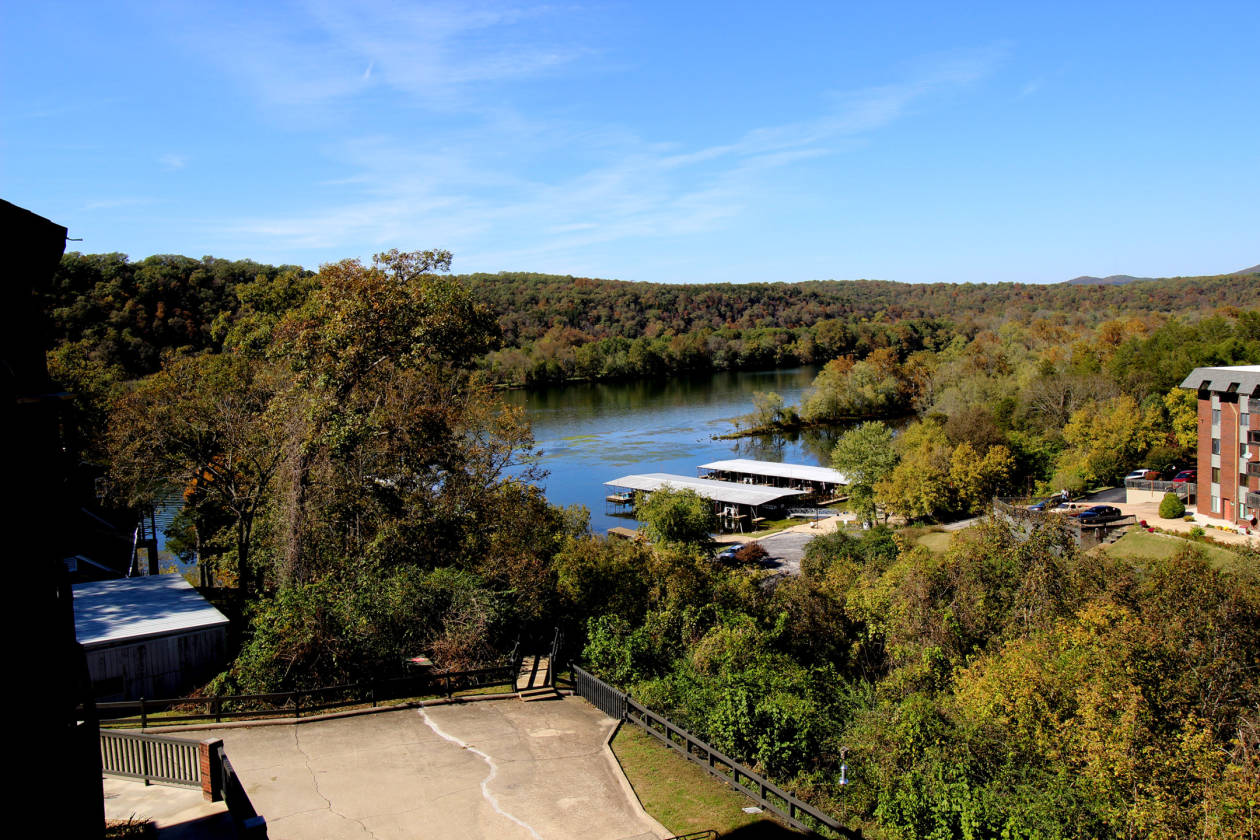 2 Bedroom 2 Bath Waterfront Condo On Lake Forsyth, Taney