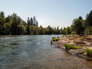 Pristine Rogue River Frontage | Shady Cove, Jackson County, Oregon ...